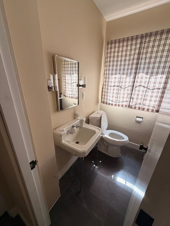 1221 E 20th Ave - Photo 4 of 14