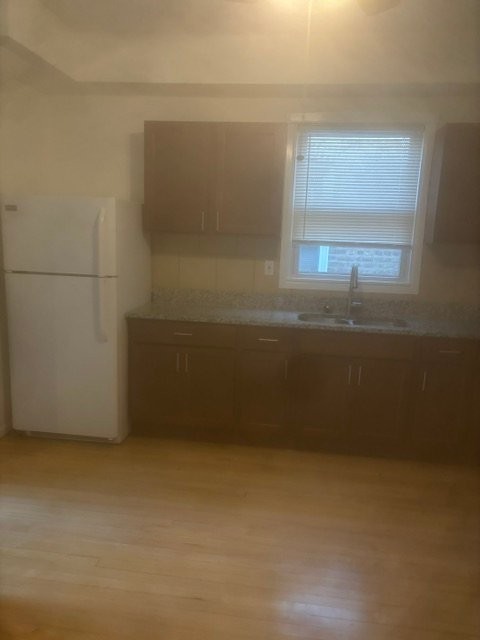 4924 W School St #2 - Photo 7 of 8