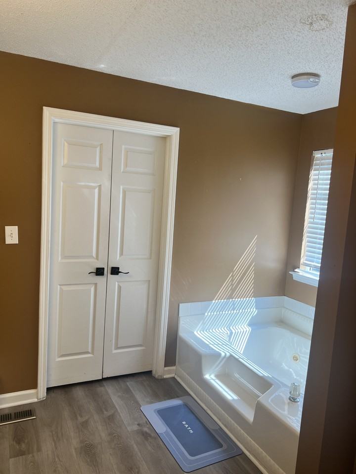 4226 Dry Branch Ct #NA - Photo 6 of 13