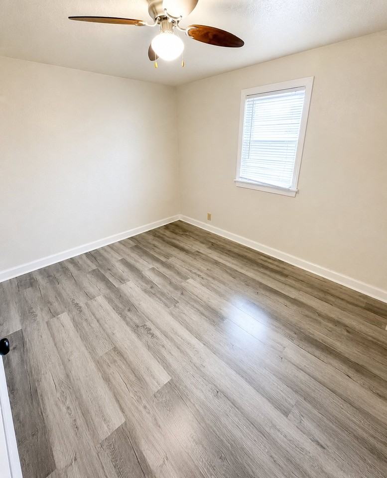 706 Topeka Ave - Photo 4 of 5