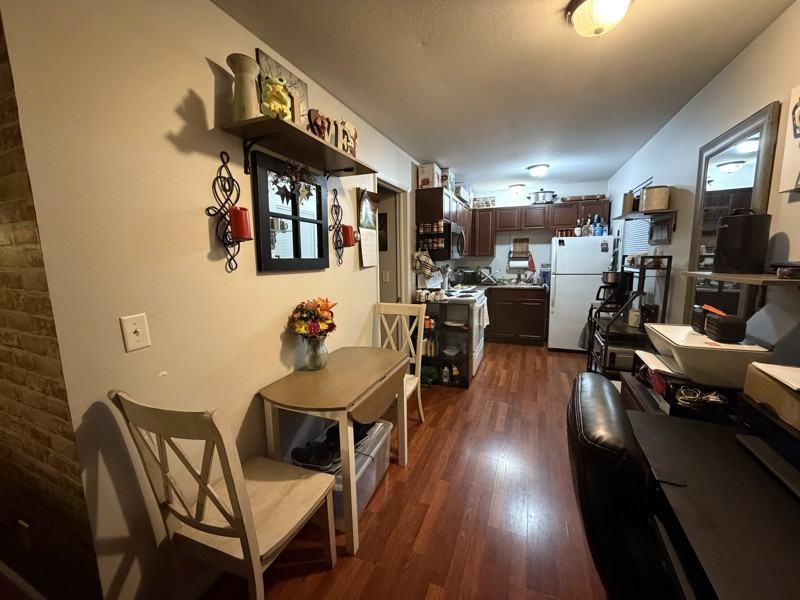 53 W Main St #5 - Photo 5 of 10