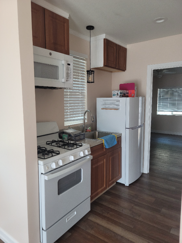 12668 Cometa Ave - Photo 4 of 7