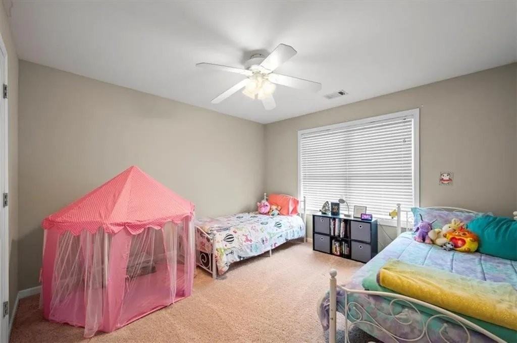 8805 Penbrooke Ct - Photo 6 of 20