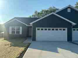 featured image of 905 Jefferson St #905