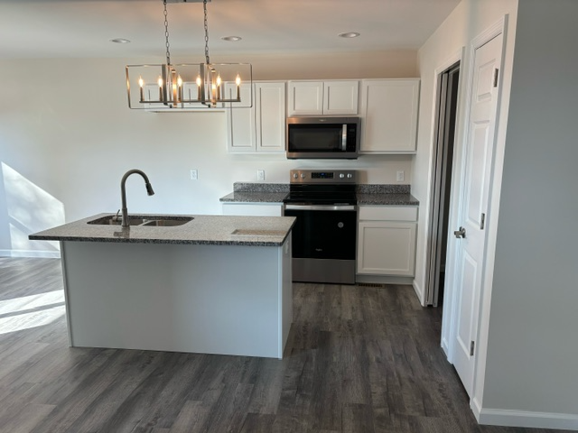905 Jefferson St #905 - Photo 4 of 20