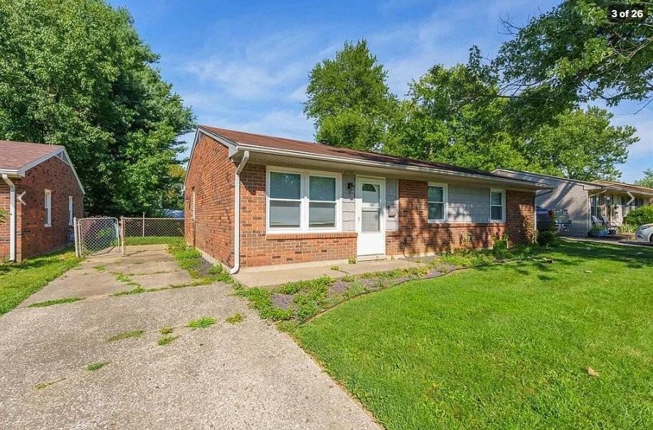 2705 Redford Dr - Photo 2 of 17