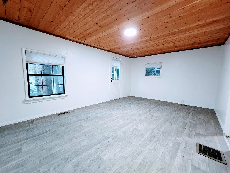 880 High Rd #C - Photo 5 of 15