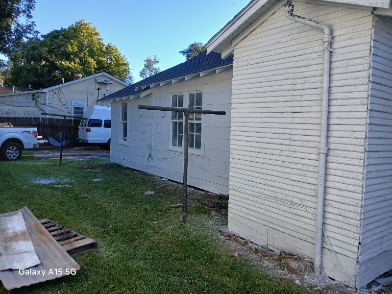 3 Louisiana Ave - Photo 6 of 23