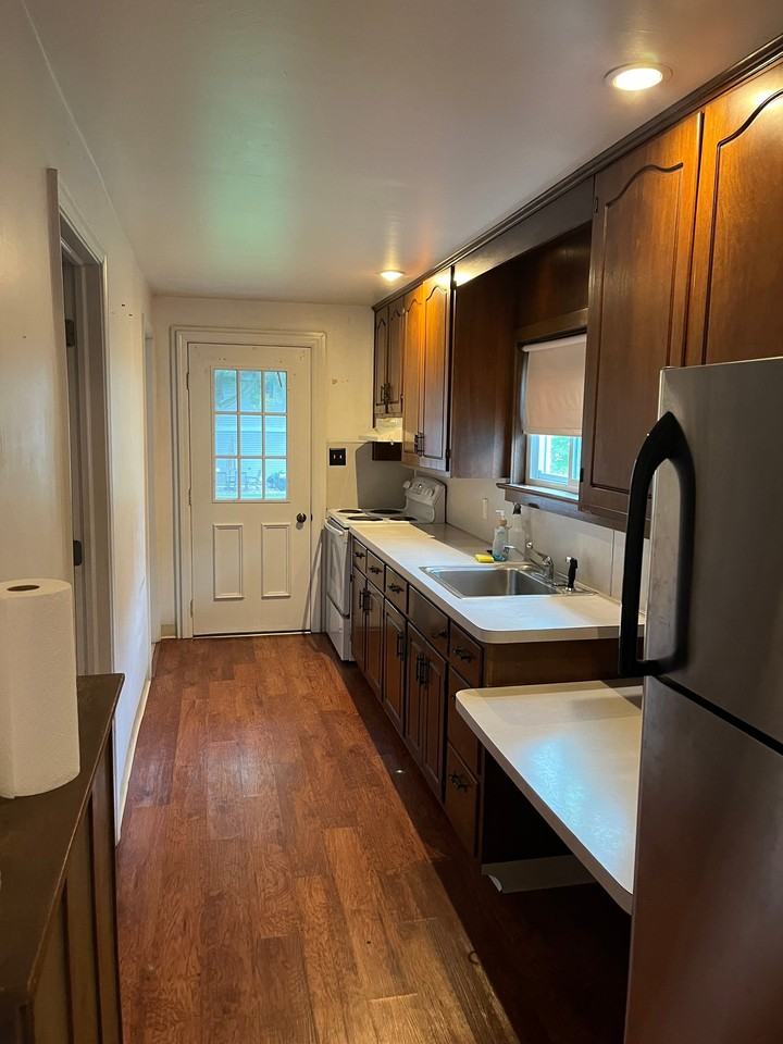 30 N Broad St - Photo 2 of 9