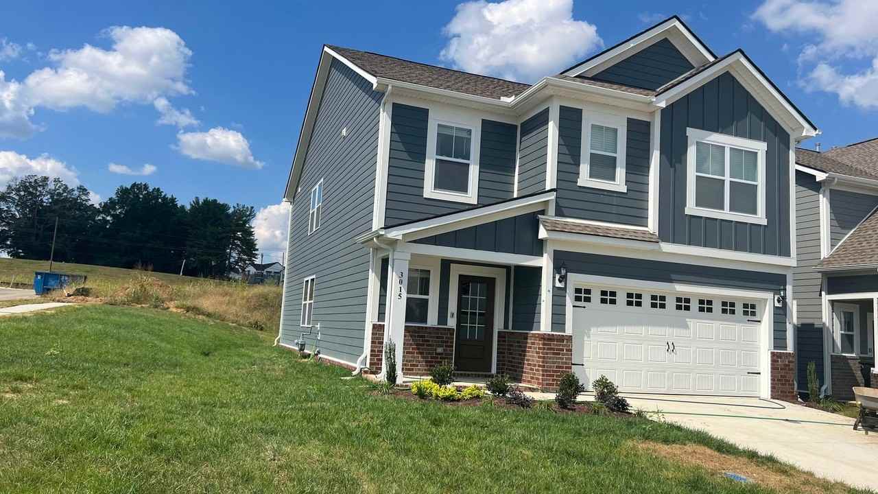 3015 Drumwright Way - Photo 2 of 13
