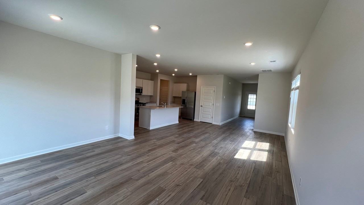 3015 Drumwright Way - Photo 7 of 13