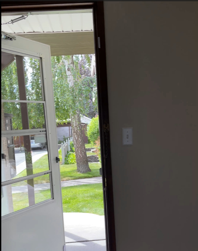 2711 W Euclid Ave #107 - Photo 5 of 20