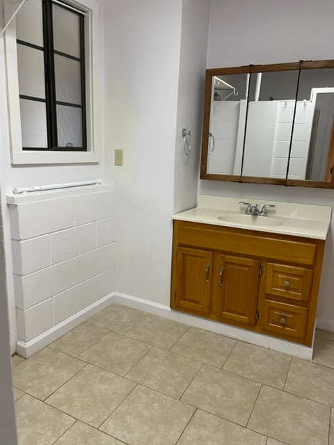148 Elilani St - Photo 4 of 9