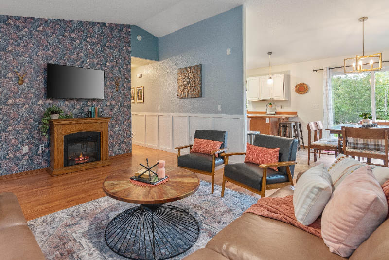 2538 W Mission Hills Ave - Photo 4 of 20