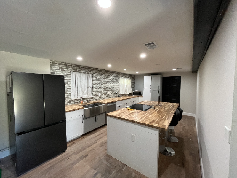 740 Jenkins St - Photo 4 of 5