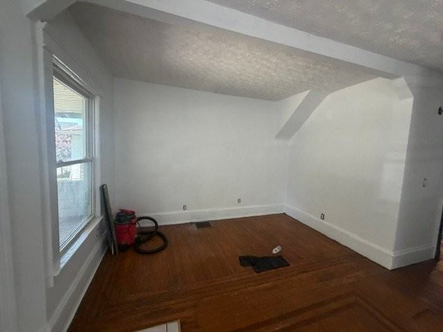 2049 W 81st St - Photo 6 of 18