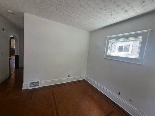2049 W 81st St - Photo 7 of 18