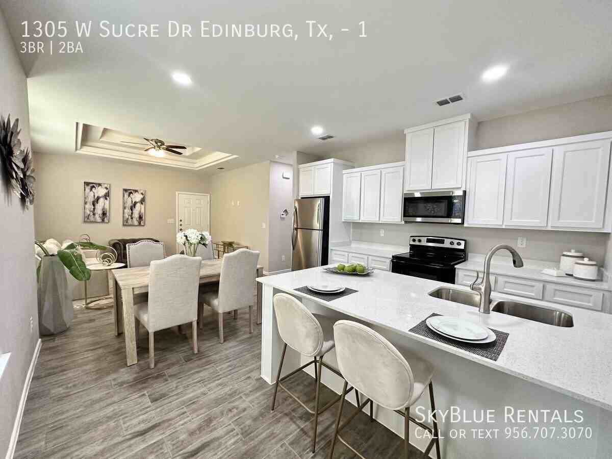 1305 W Sucre Dr #1 - Photo 2 of 11