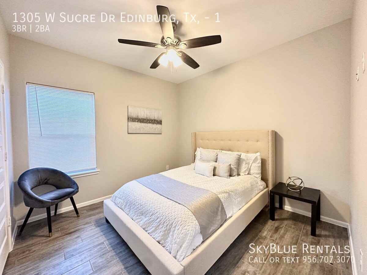 1305 W Sucre Dr #1 - Photo 5 of 11