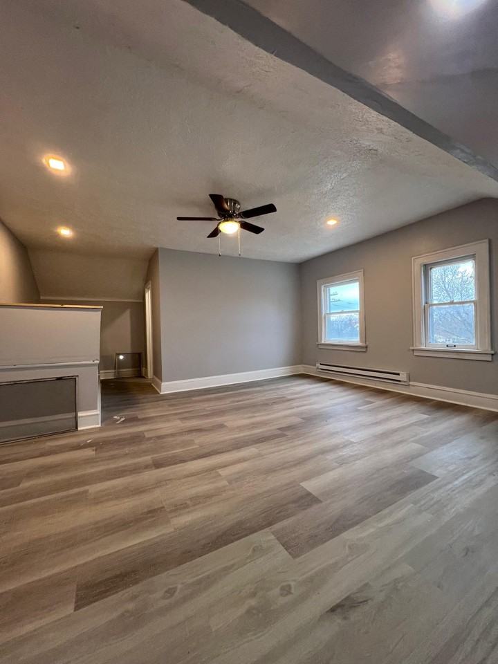 2215 Goodnor Rd #2215 - Photo 2 of 23
