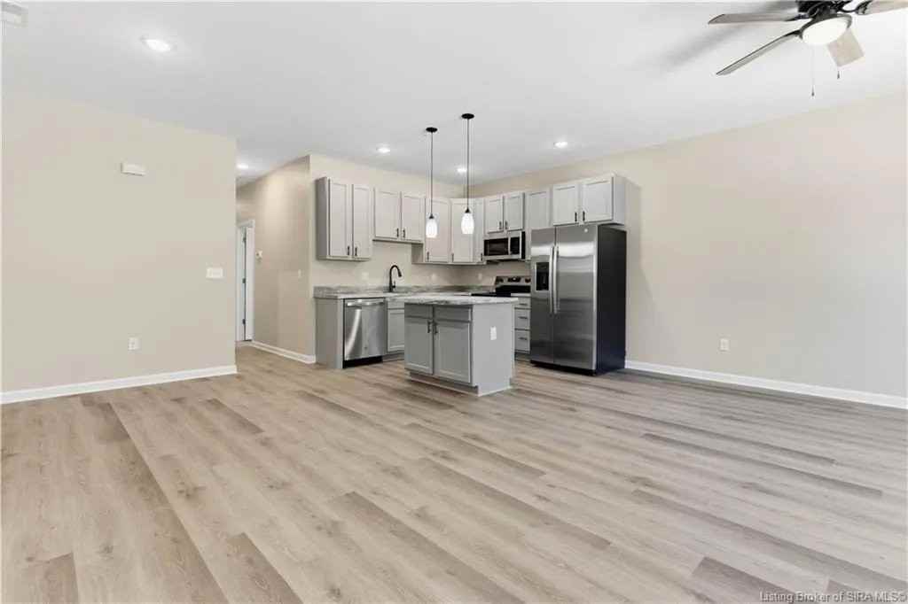 131 Level St #6 - Photo 2 of 17