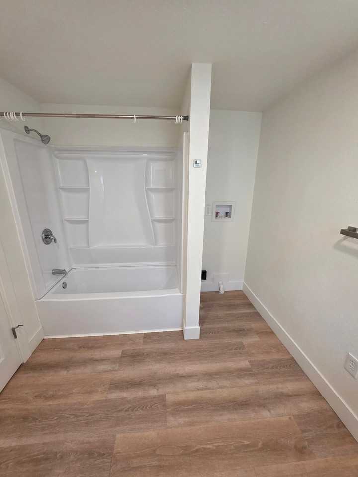 336 Warren Ave - Photo 5 of 6