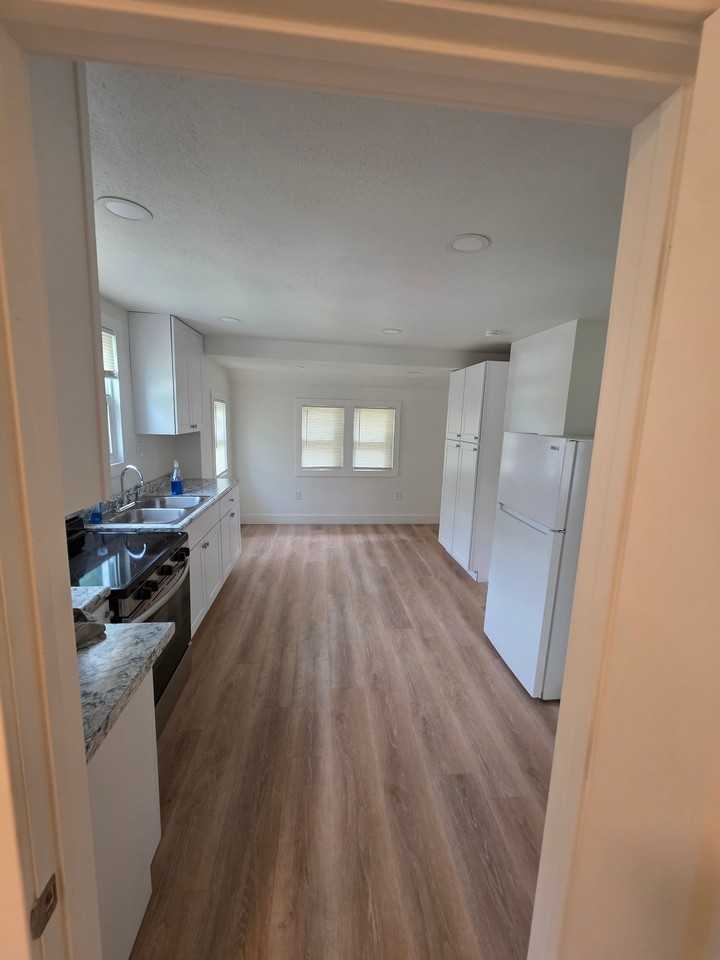 336 Warren Ave - Photo 6 of 6
