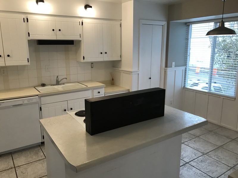 1476 S Main St #1 - Photo 3 of 29
