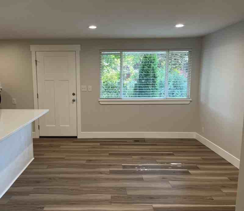 422 E Emerson Ave #3 - Photo 2 of 7