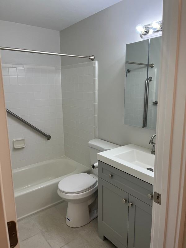 422 E Emerson Ave #3 - Photo 3 of 7