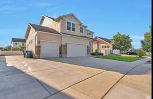 featured image of 241 N Downy Dr