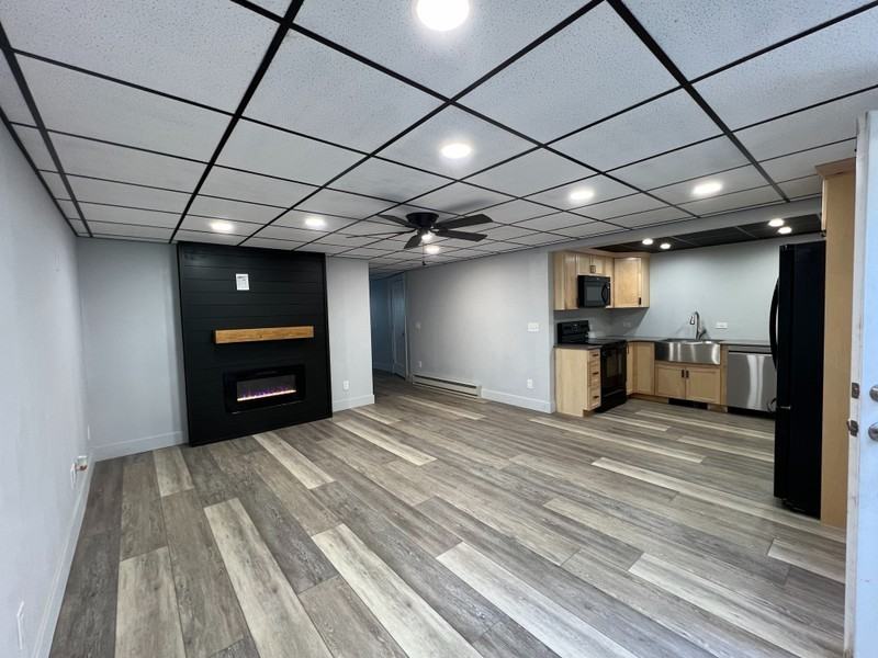 241 N Downy Dr - Photo 3 of 13