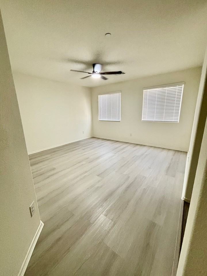 7875 Pandora Sky St #3 - Photo 7 of 17