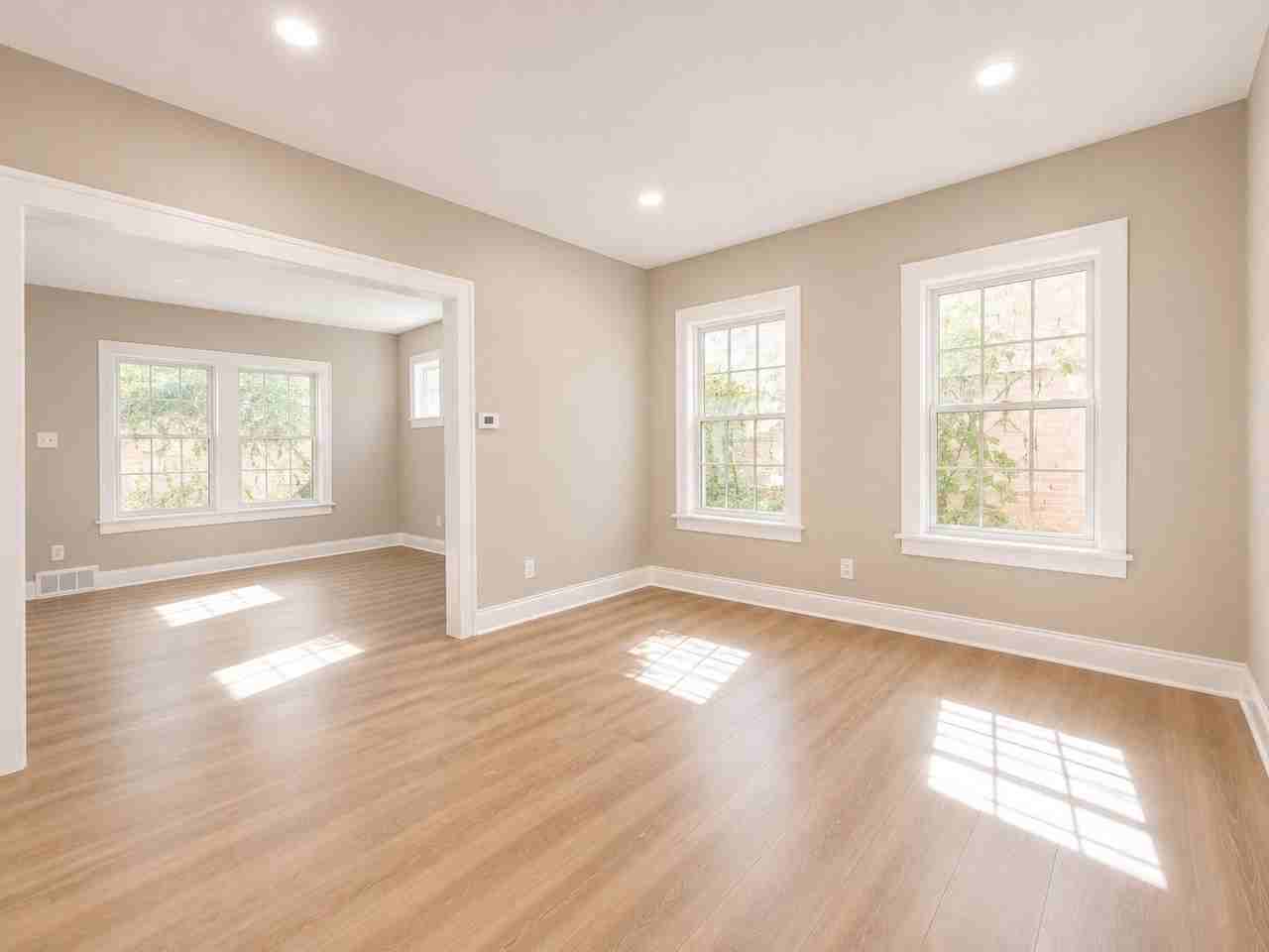 740 Mcdonald St - Photo 6 of 20
