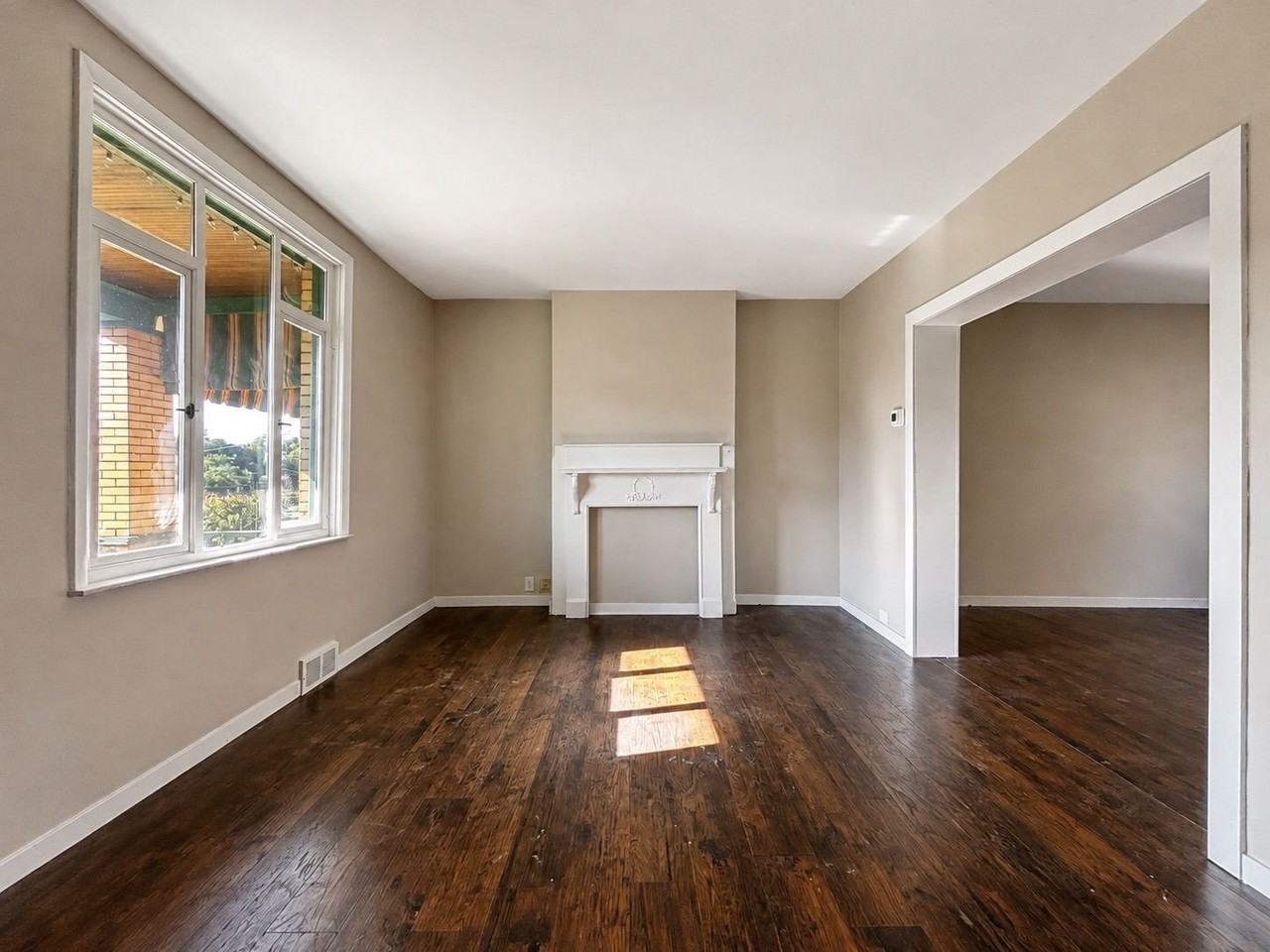 4000 Willow Ave - Photo 3 of 14