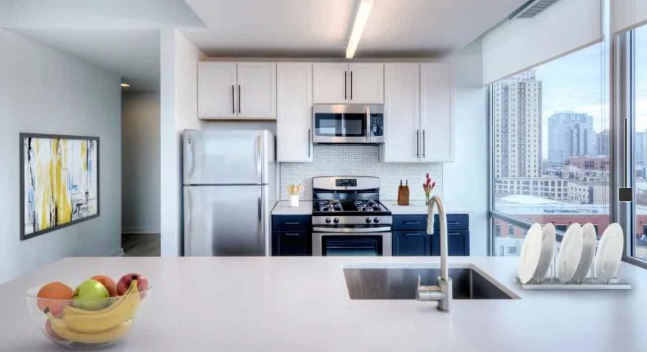 1403 S State St - Photo 5 of 13