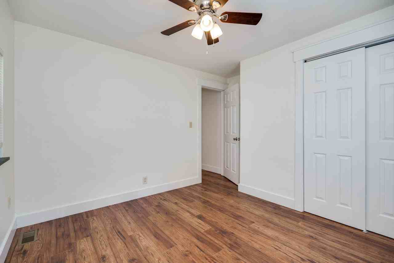 1701 Briedweng Ave - Photo 4 of 18