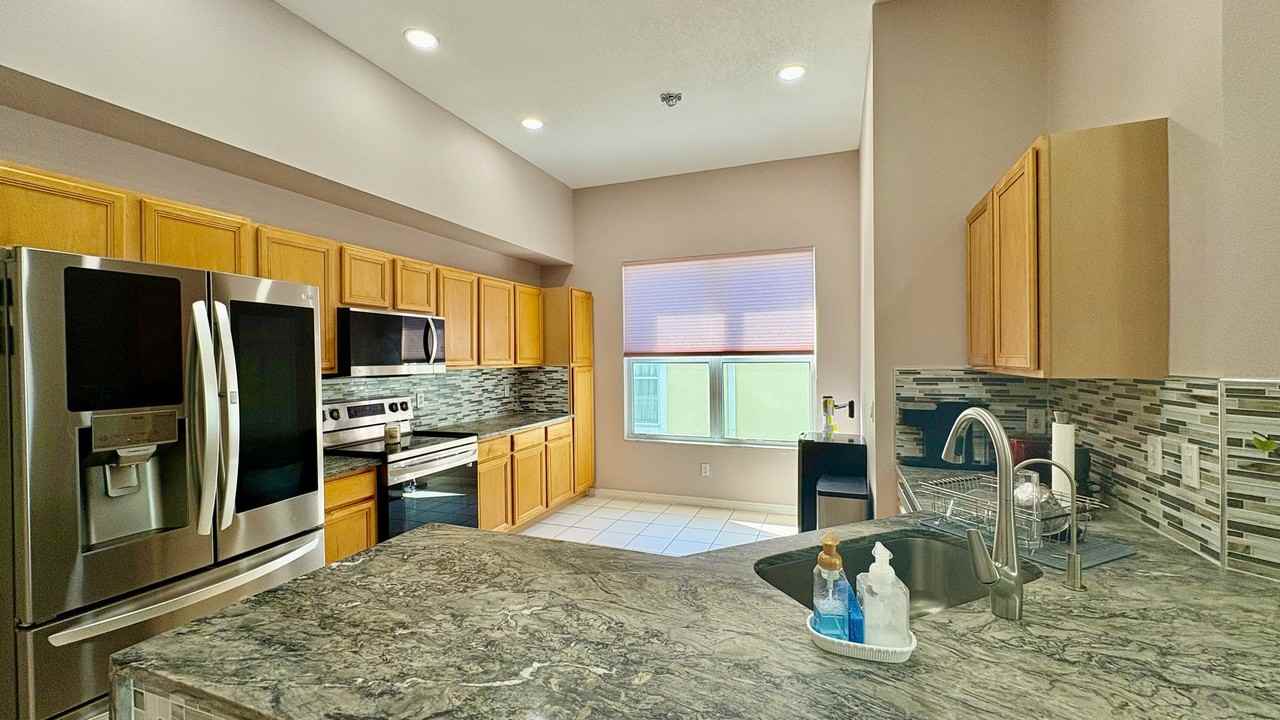 3612 Foxcroft Cir - Photo 6 of 20