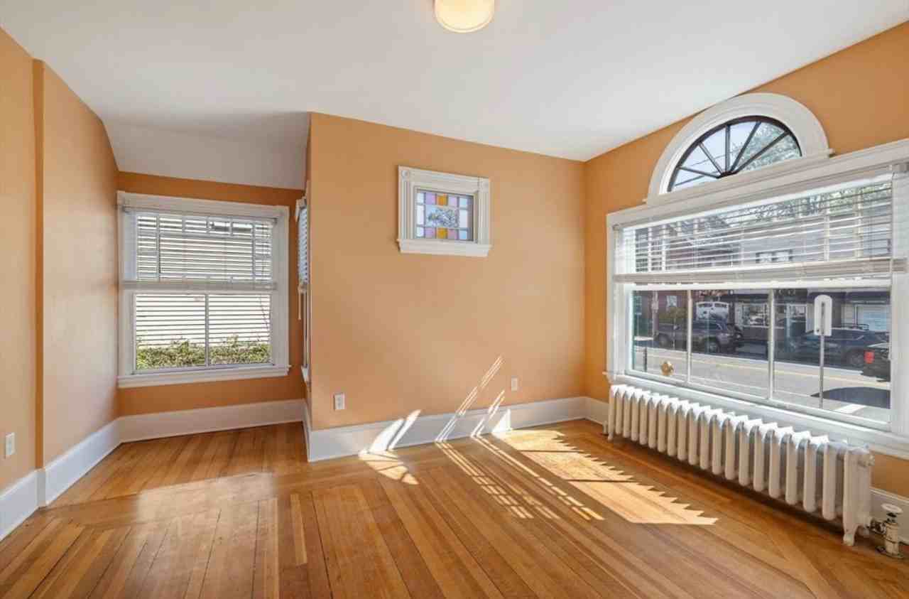 124 Boston Ave #1 - Photo 6 of 9