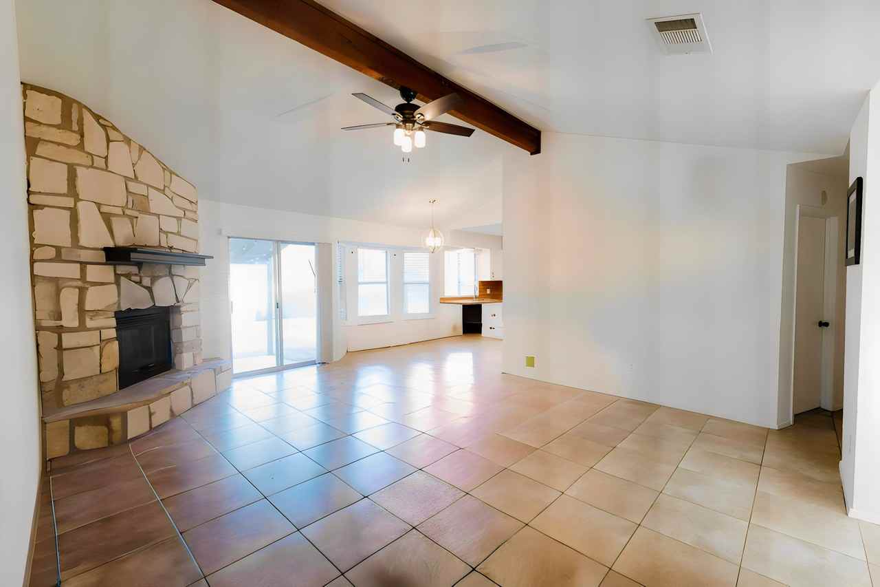 1606 Gatlinburg Dr - Photo 4 of 30