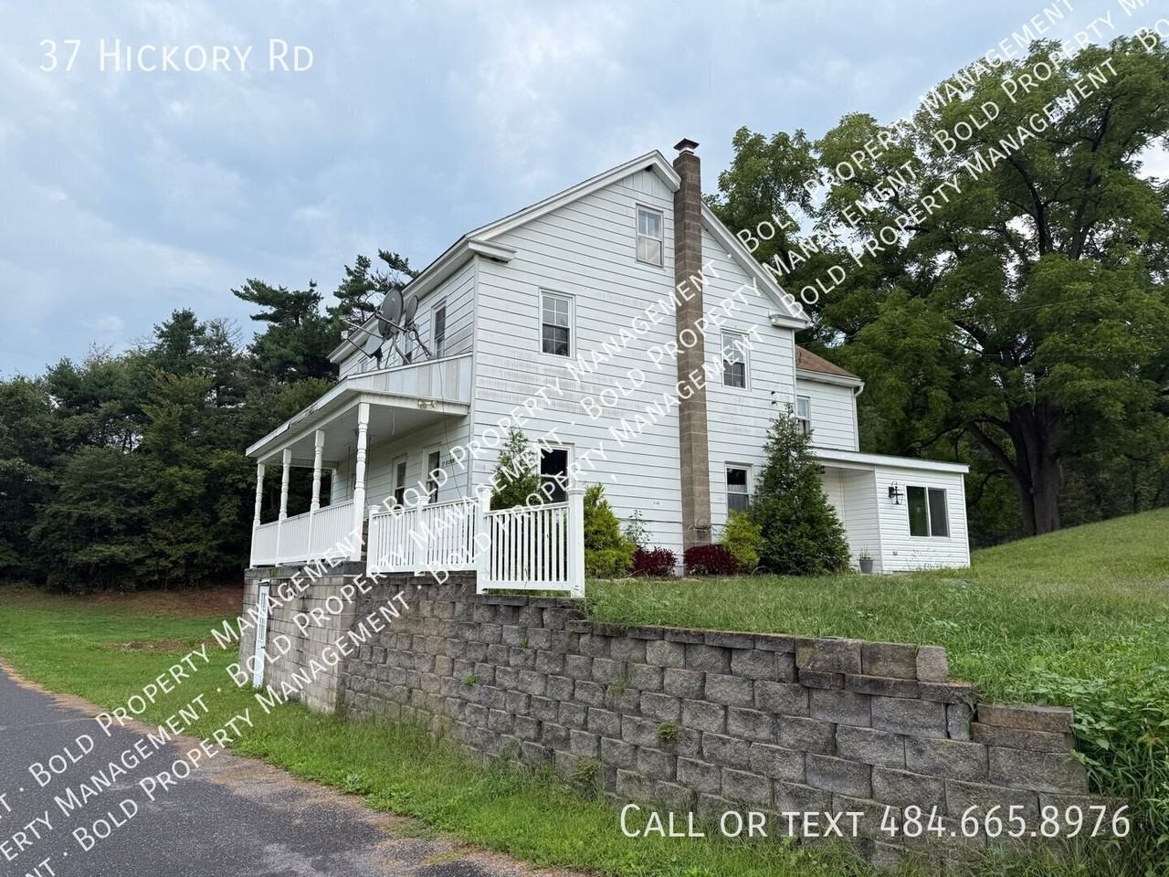 37 Hickory Rd - Photo 2 of 16