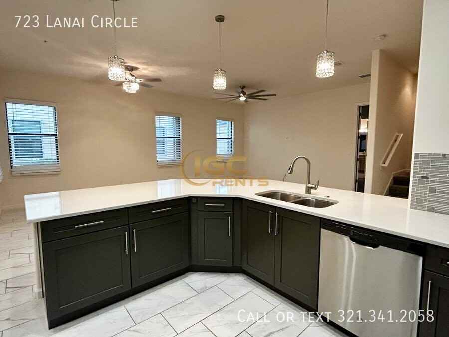 723 Lanai Cir - Photo 4 of 28