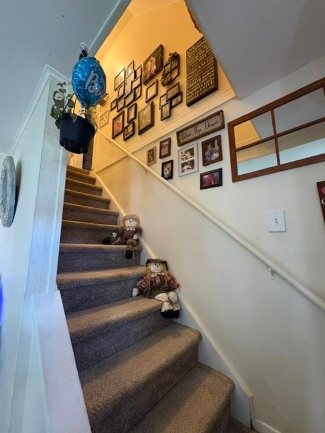 42 Wickom Ave - Photo 5 of 6