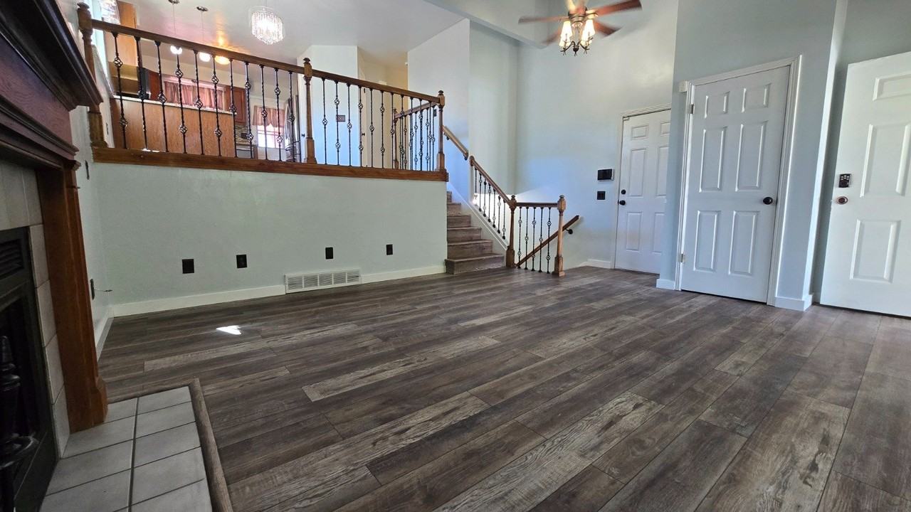 5005 W Shooting Star Ave - Photo 6 of 18