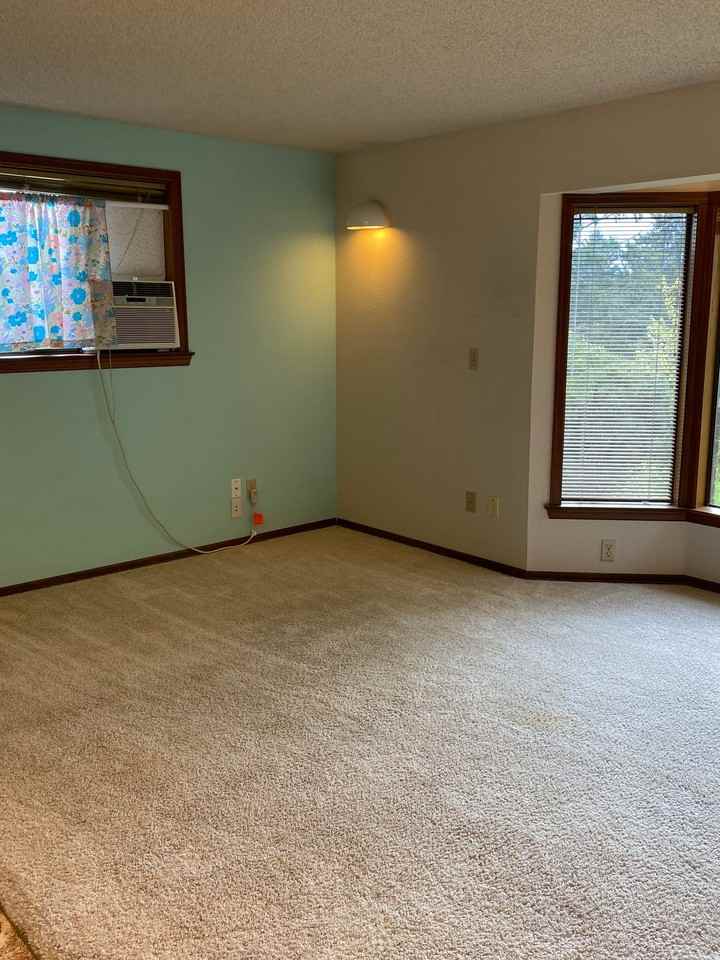 7801 149th Street Ct E - Photo 3 of 4