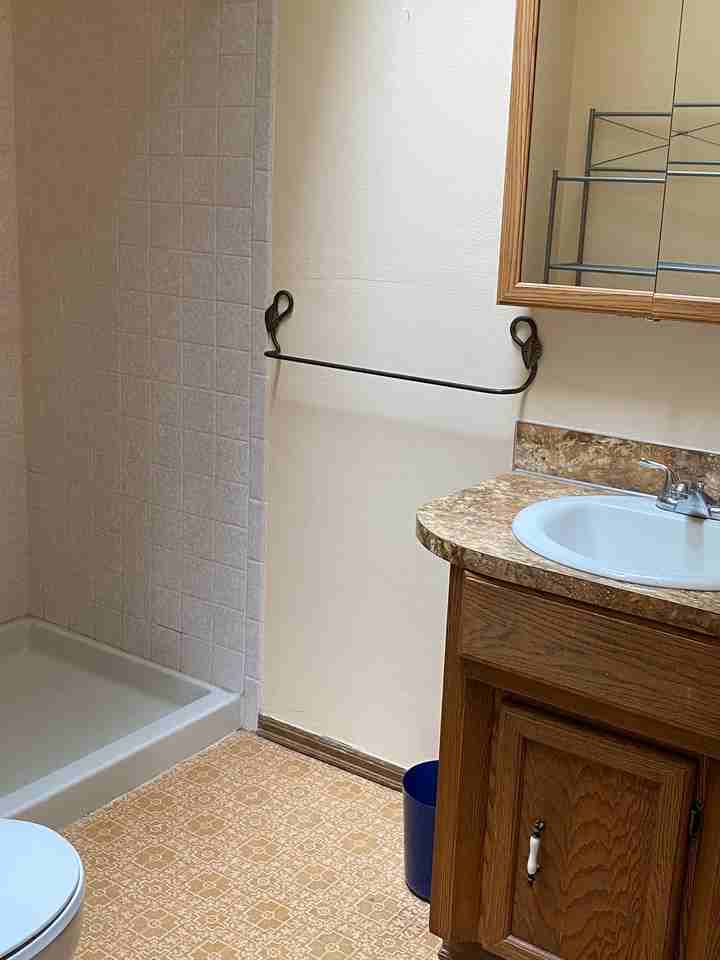 7801 149th Street Ct E - Photo 4 of 4
