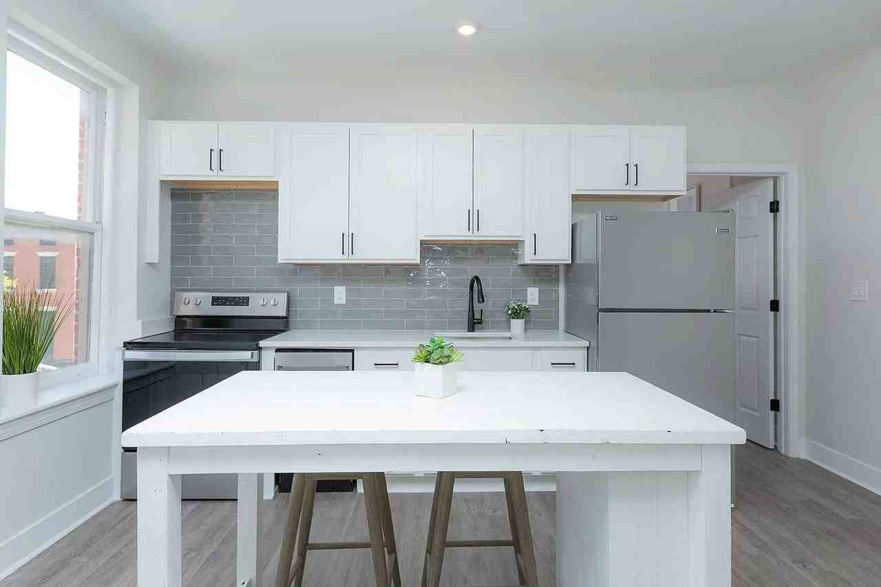1122 N Calvert St #1 - Photo 3 of 13