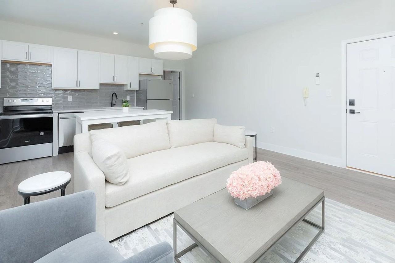 1122 N Calvert St #1 - Photo 5 of 13
