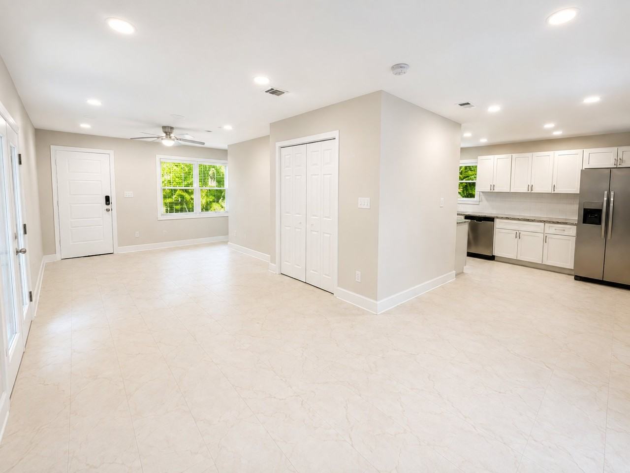 2038 Ball Park Rd - Photo 6 of 7