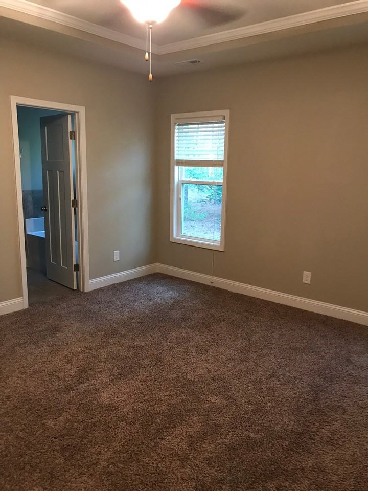655 Bald Eagle Dr - Photo 5 of 16